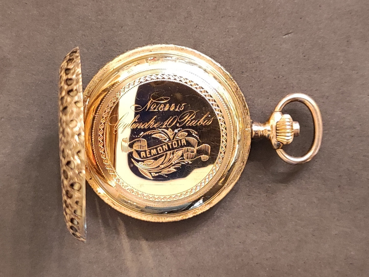 Reloj de bolsillo francés en oro