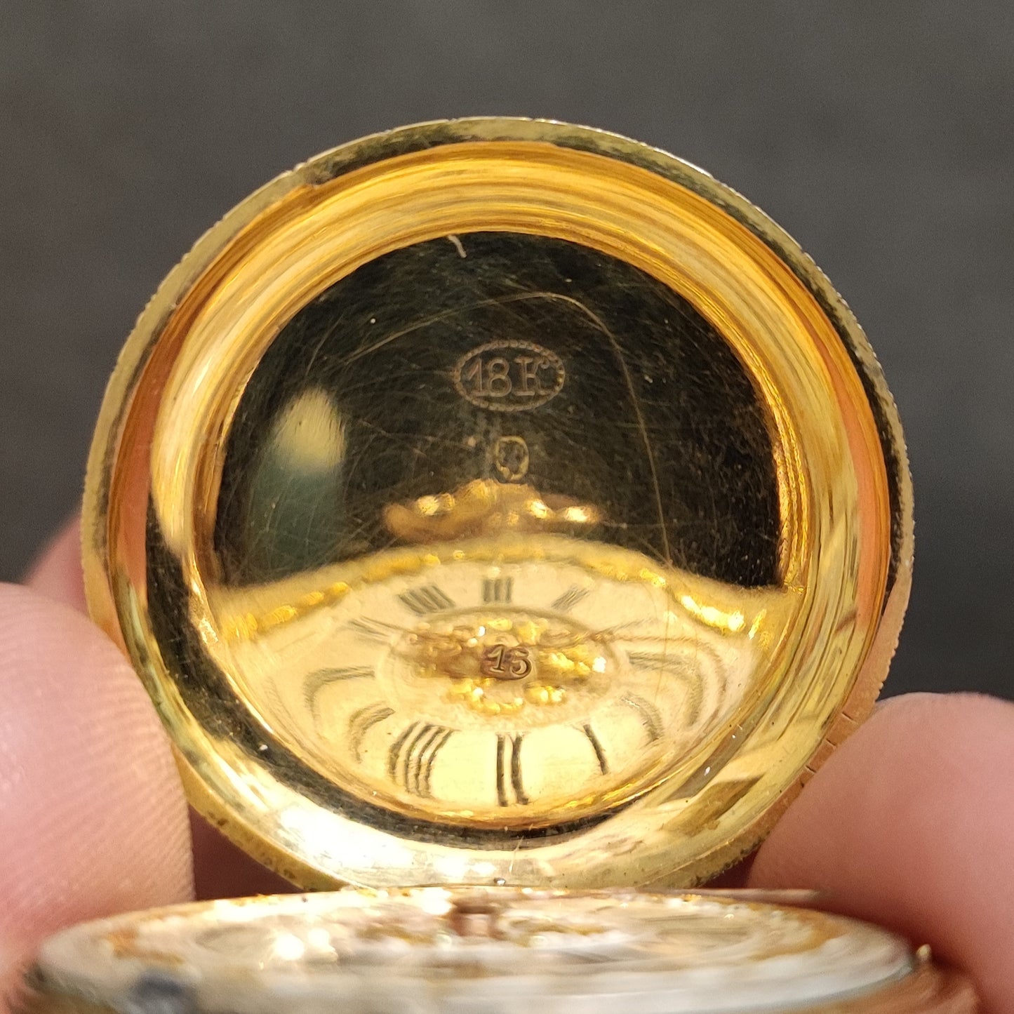 Reloj de bolsillo francés en oro