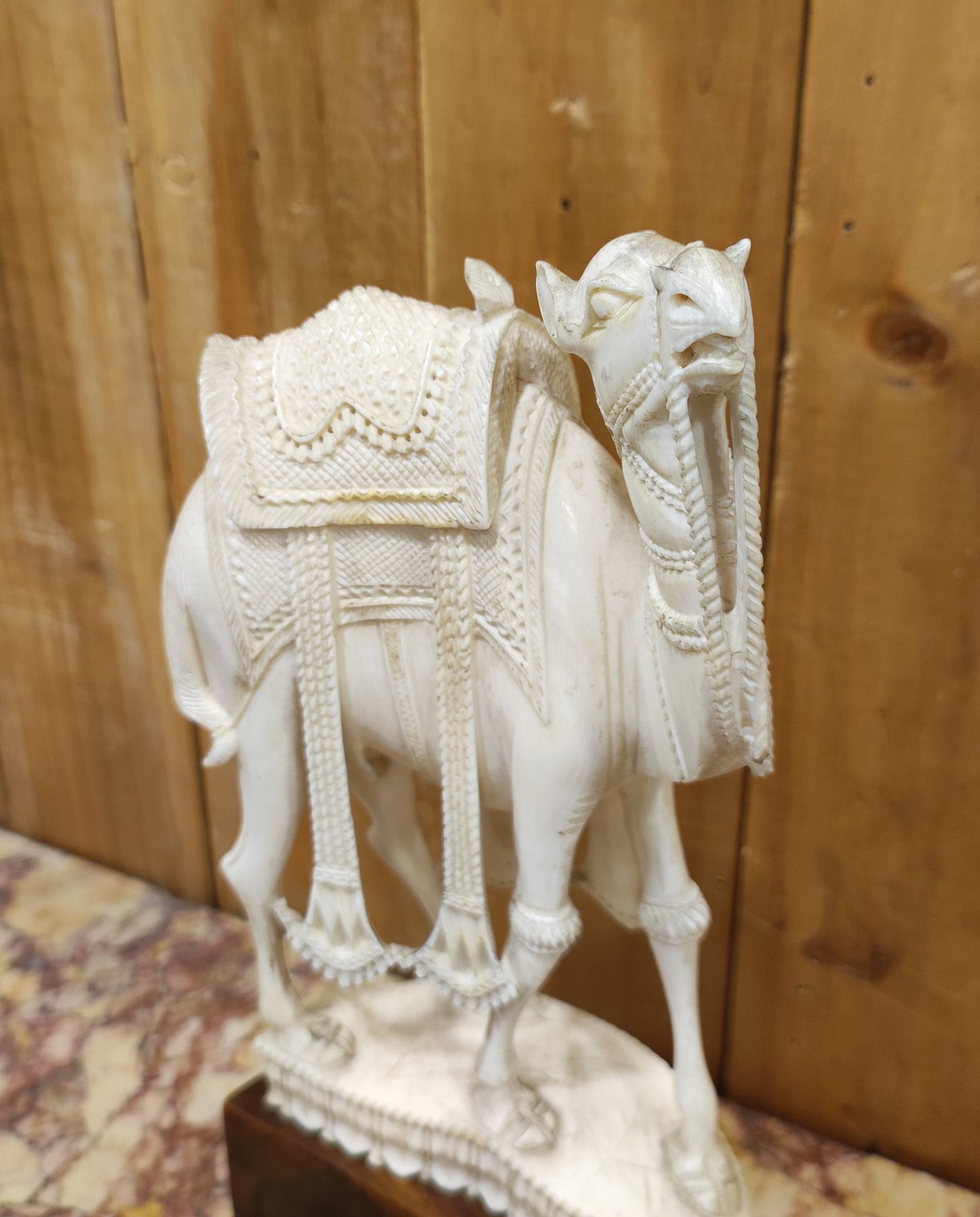 Camello dromedario (escultura)