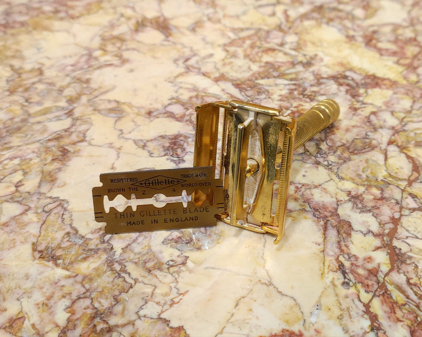 Maquinilla de afeitar Gillette Milord (años 1930)
