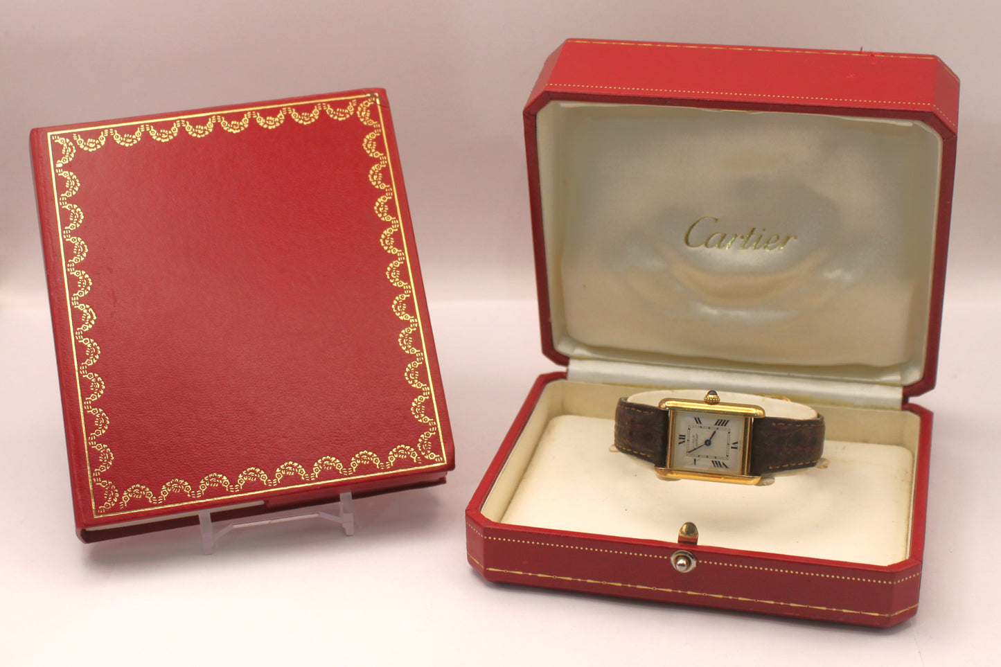 Reloj de pulsera Cartier Tank Must para dama con estuche y certificado