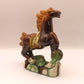 Caballo chino en cerámica (escultura)