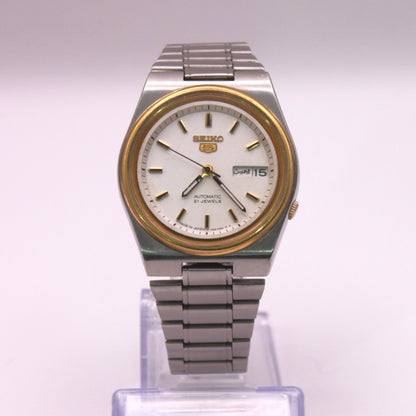 Reloj de pulsera Seiko 5 automático (días en inglés y árabe)